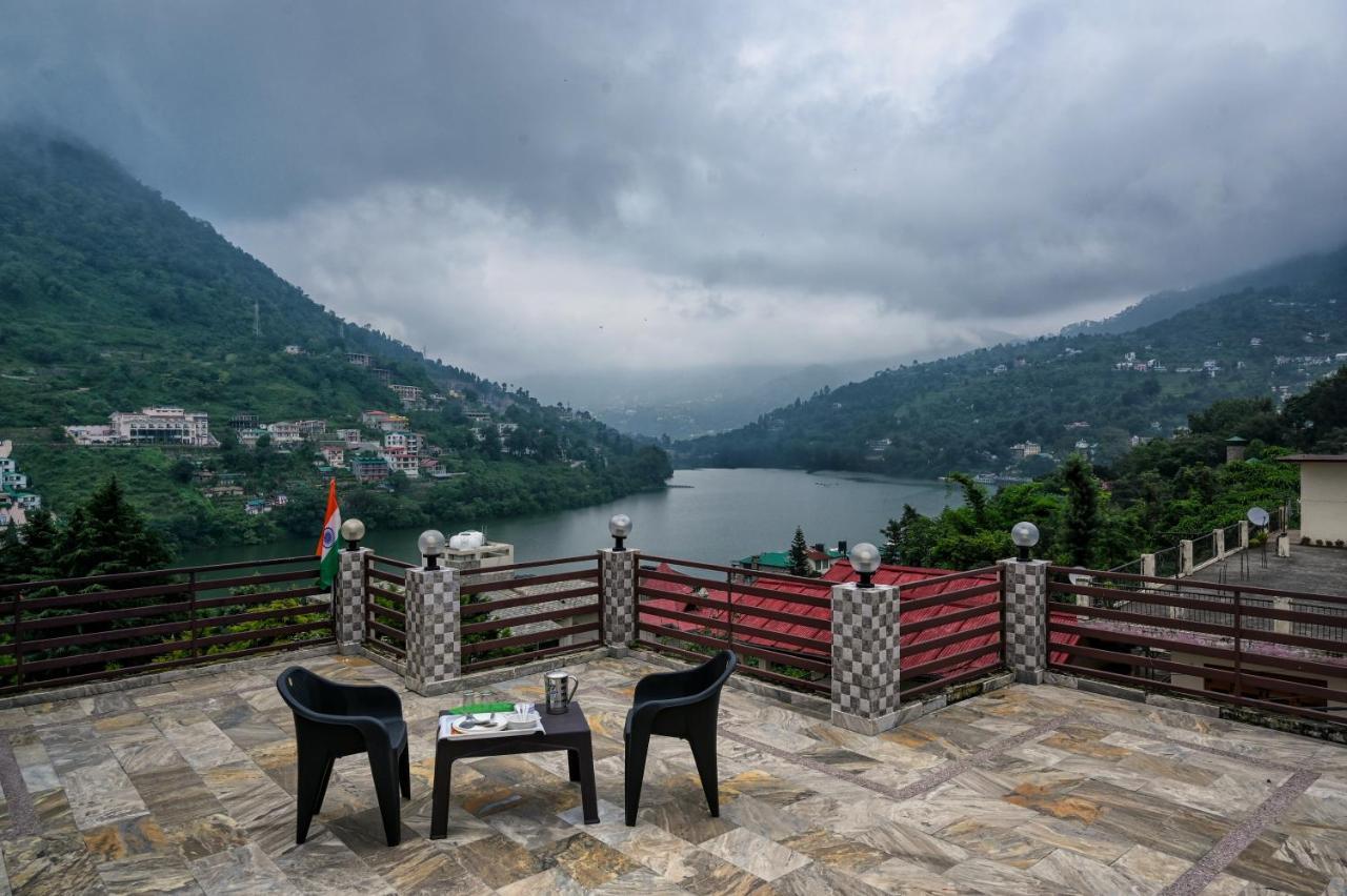 Upvan Inn Bhimtal Exterior photo